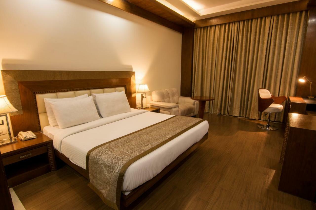 Grand Imperial Resort Mussoorie Eksteriør bilde