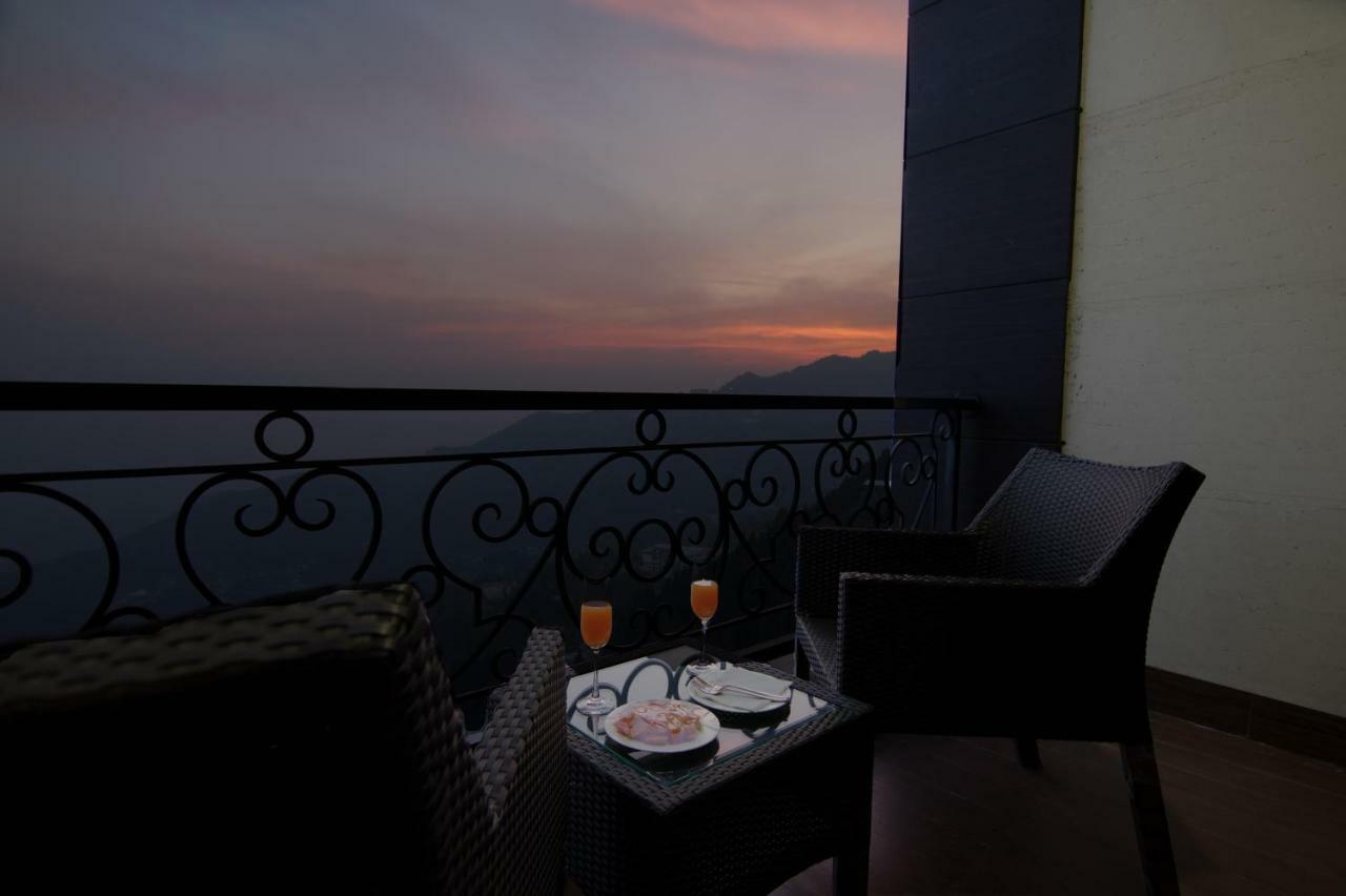 Grand Imperial Resort Mussoorie Eksteriør bilde